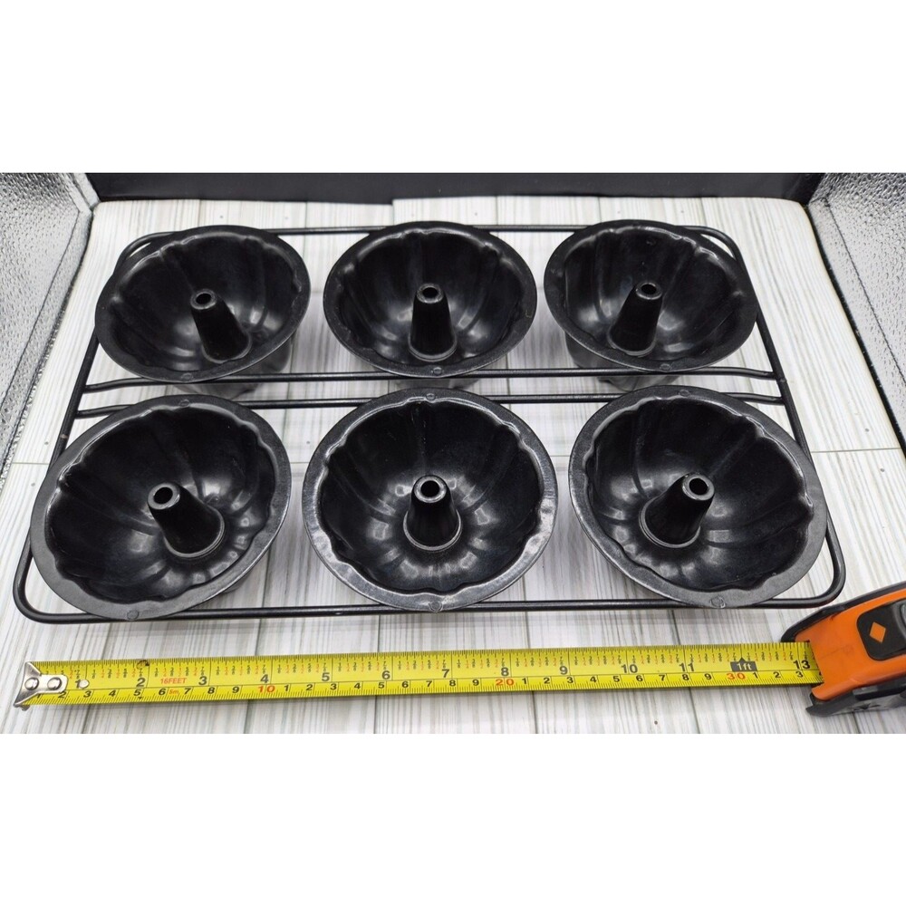 Norpro Mini Fluted Cake Pan Non-Stick 6 Linking Pans Bakeware Mold Round - Picture 2 of 9
